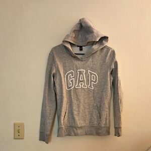Medium GAP Gray Hoodie‎